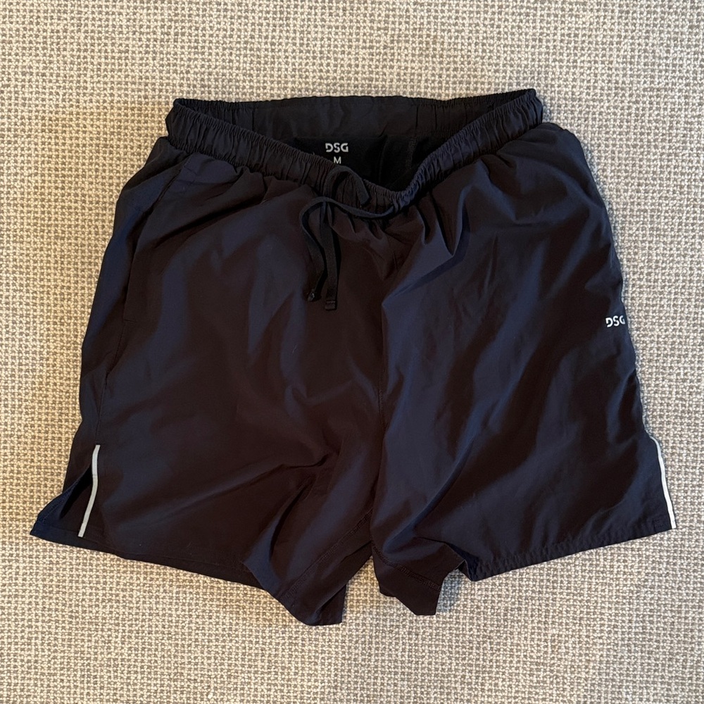 DSG shorts with shorts liner - size M